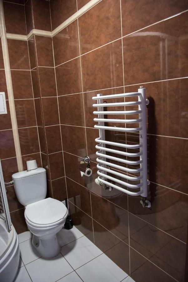 Hotel Paradiso Suchedniów 外观 照片