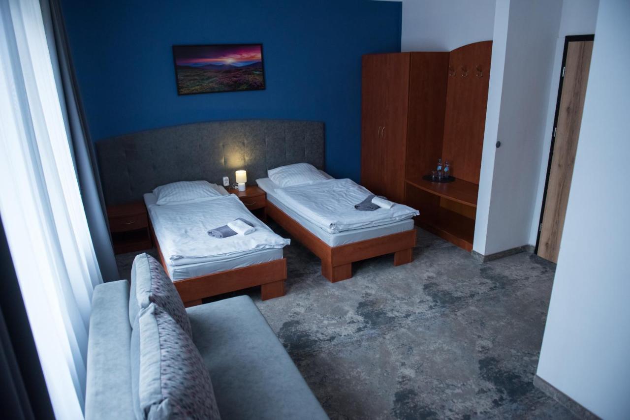 Hotel Paradiso Suchedniów 外观 照片