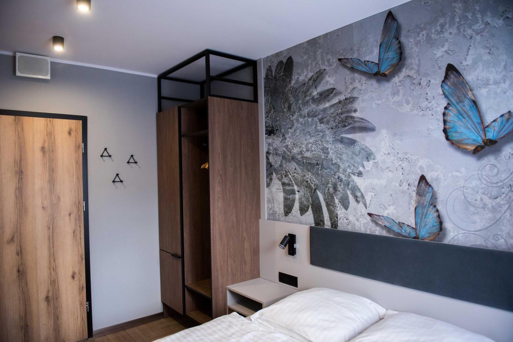 Hotel Paradiso Suchedniów 外观 照片