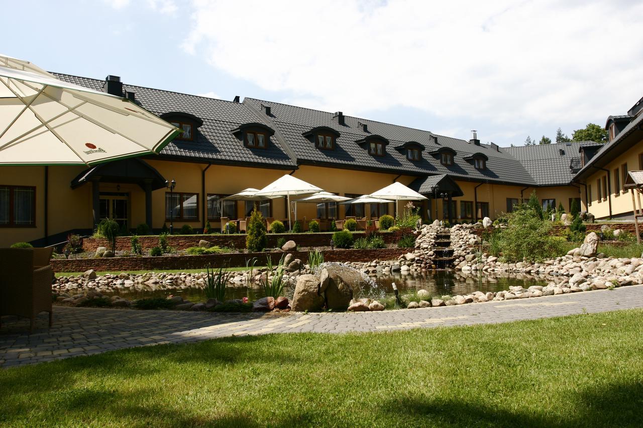 Hotel Paradiso Suchedniów 外观 照片