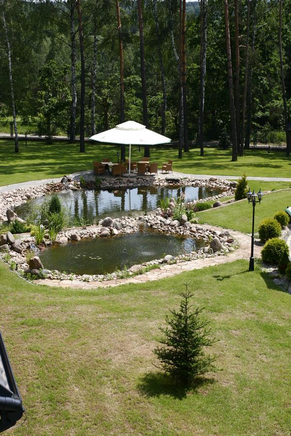 Hotel Paradiso Suchedniów 外观 照片