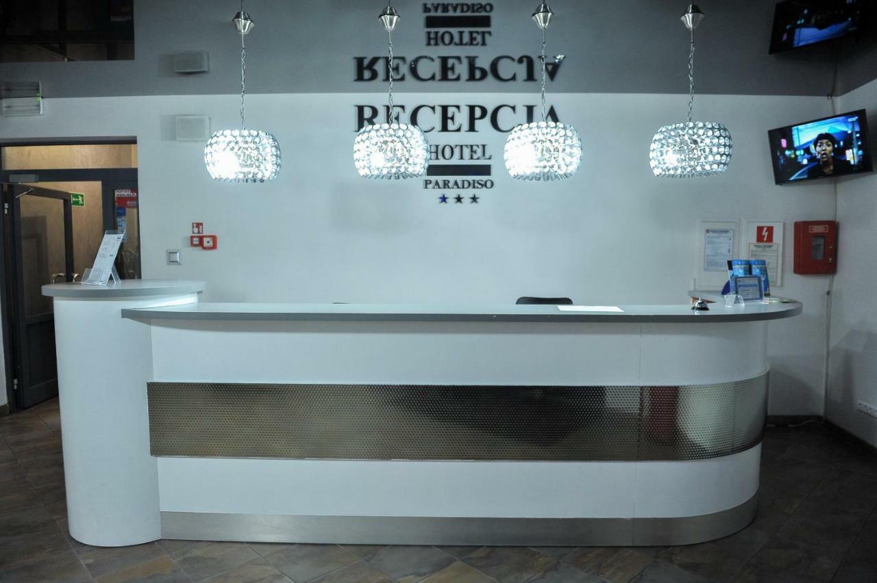 Hotel Paradiso Suchedniów 外观 照片